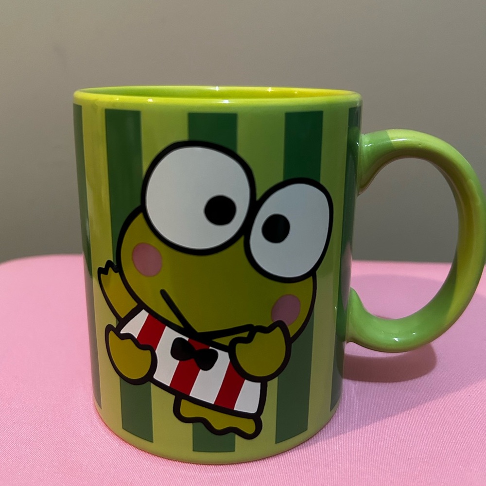Green Striped Keroppi Character Mug